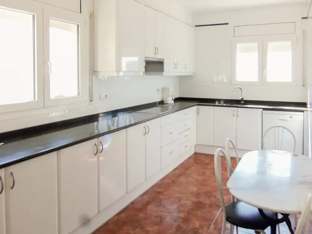 Spacious Holiday Home in L'escala With Swimming Pool