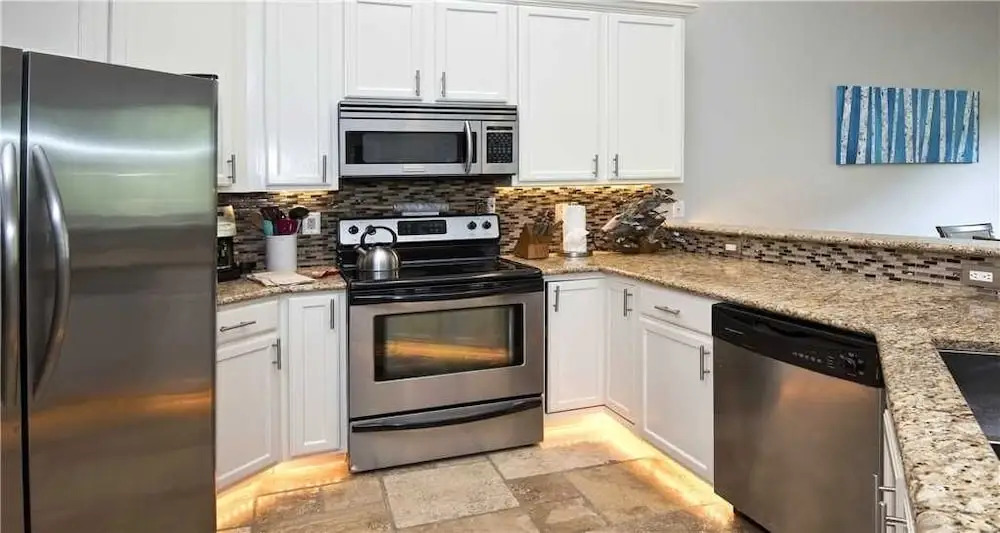 380 E. Hurd Lane 2 Bedrooms 2 Bathrooms Townhouse