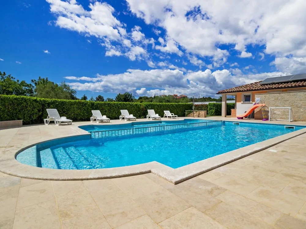 Beguiling Apartment in Banjole near Renato Boat Excursions