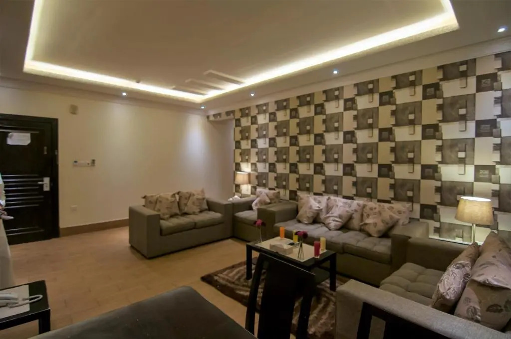 Evan Serviced Apartments in Al Muruj District