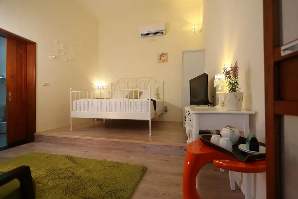 Focaccia Manor B&B
