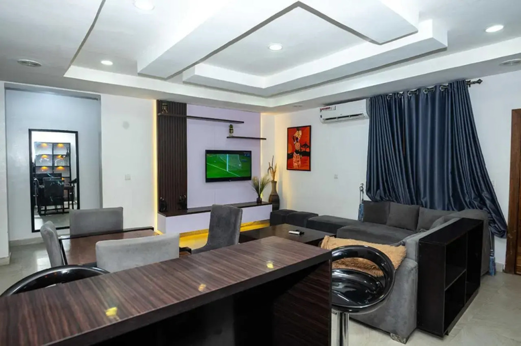 Plistbooking- Astounding 3 Bedroom Apartment Short Let In Lekki Lagos Nigeria