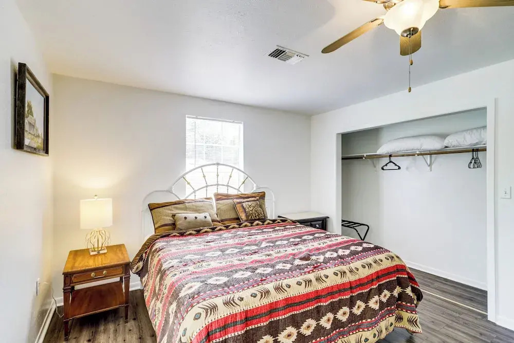 1 Mi to Downtown & Shopping: Quiet Brenham Home