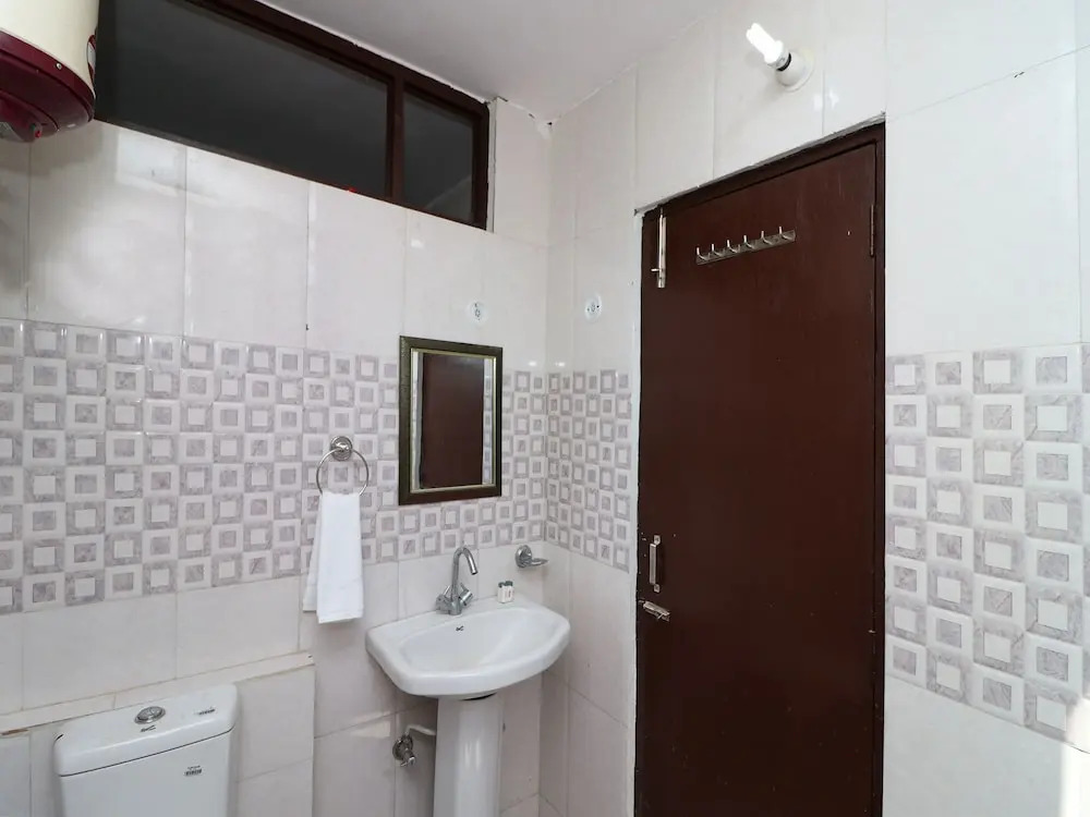 OYO 13270 Home Cozy 1BHK Shyamkhet Bhowali