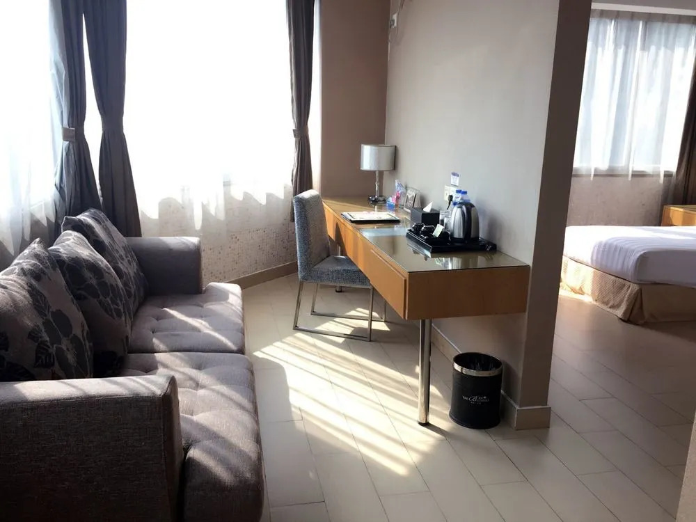 Guangzhou Bauhinia Hotel