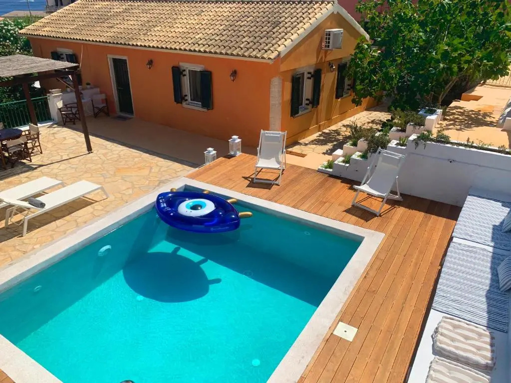 Theano Cottage