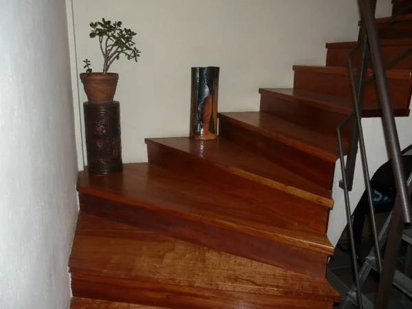 Hostal Adarnius