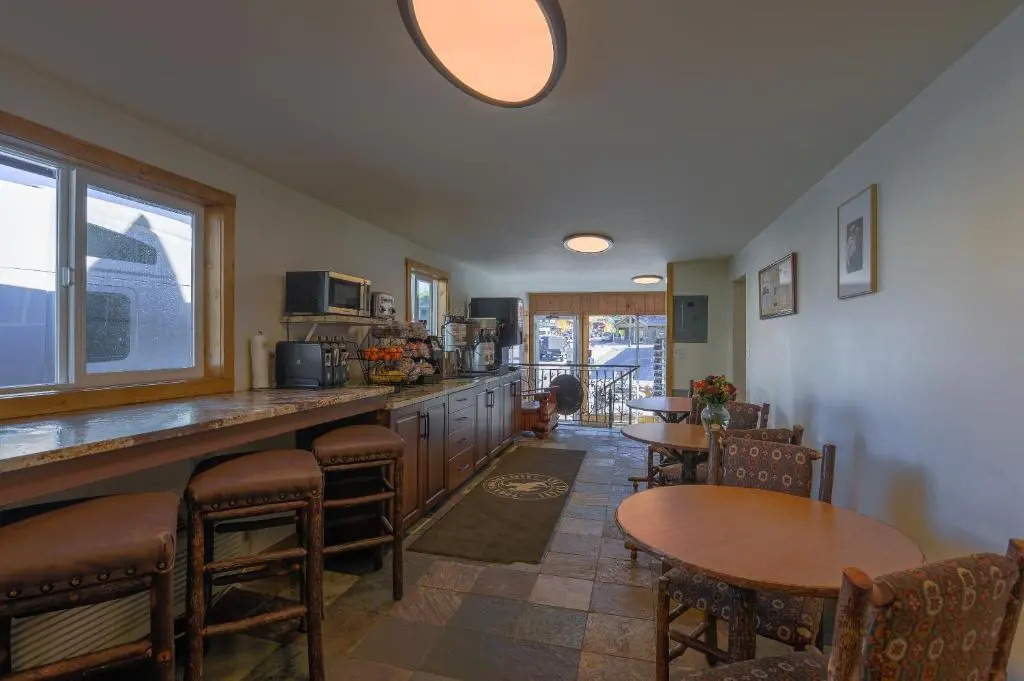 Antler Inn