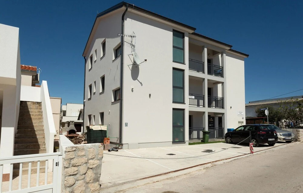 Beautiful Apartment in Vir With Wifi and 2 Bedrooms