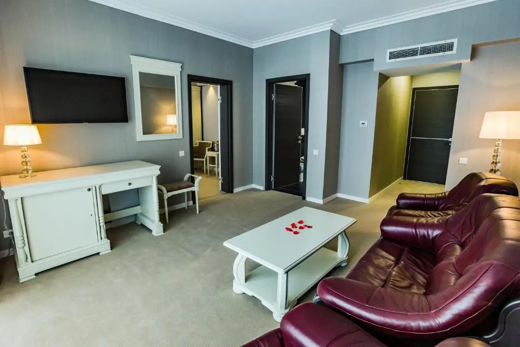 HOTEL CARPAT INN