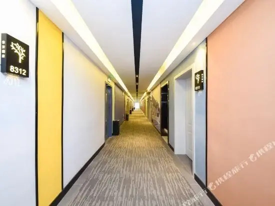 Dongfang Business Hotel