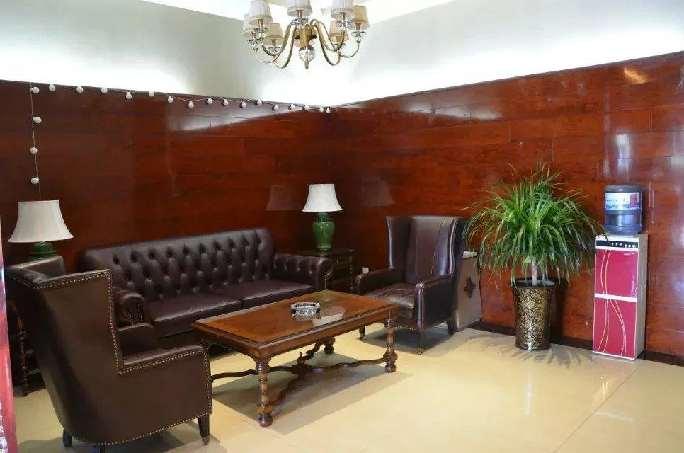 Jinyi Hotel (Shiyangqiao South 2Nd Ring)