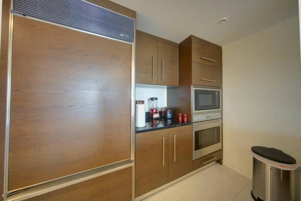 LUXURY 5 Stars ICON-BRICKELL CONDO, SPA ,GYM & POOL @27th