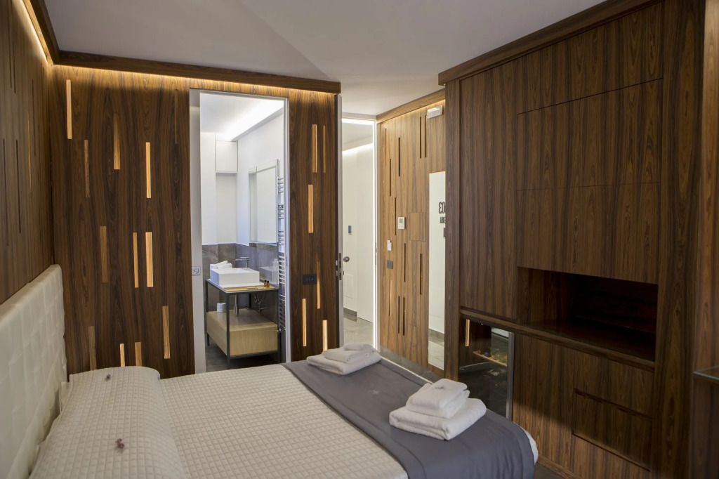 Upper Rooms