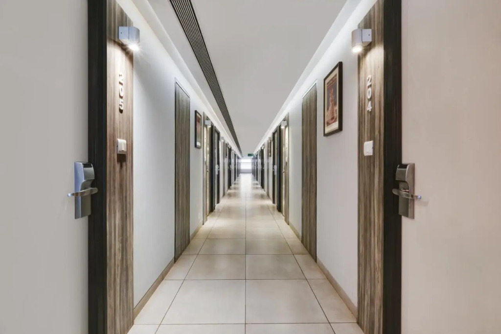 7 Apple Hotel, Vadodara