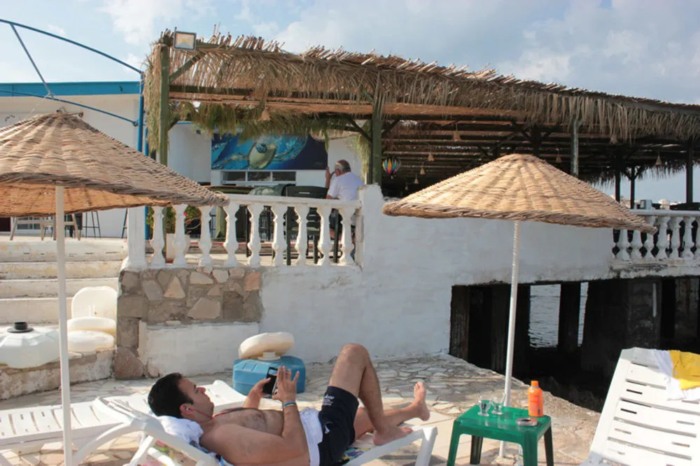 Can Karaburun Hotel