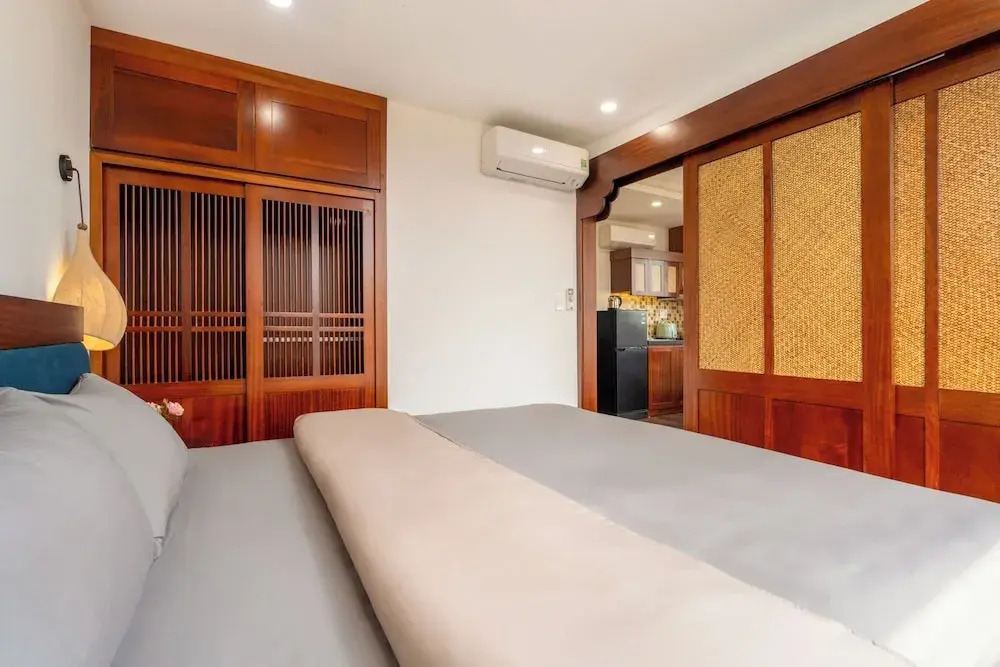 Evelyn Indochine Chic in Central Hanoi