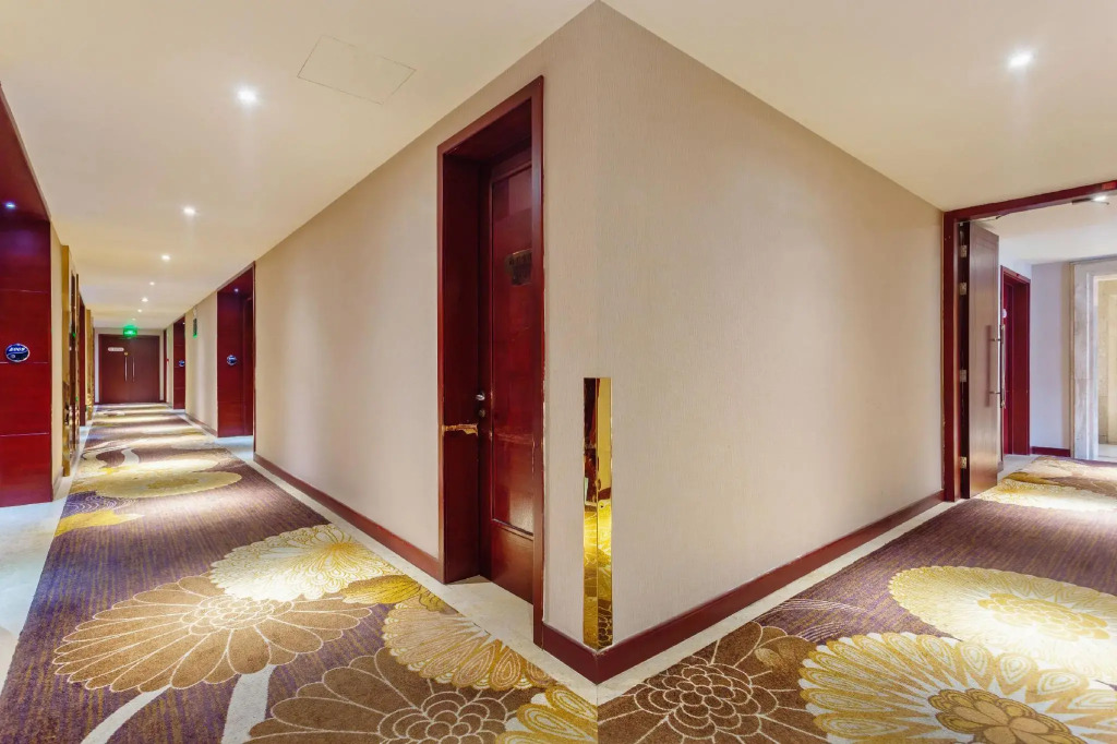 Days Hotel Dianya Chongqing