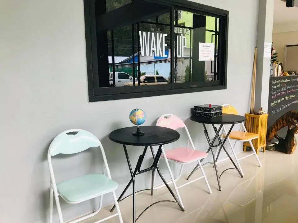 WAKE UP @Lanta Hotel : Cafe