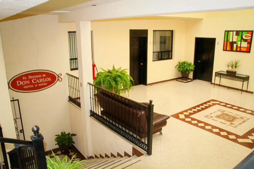 Hotel y Suites el Refugio de don Carlos