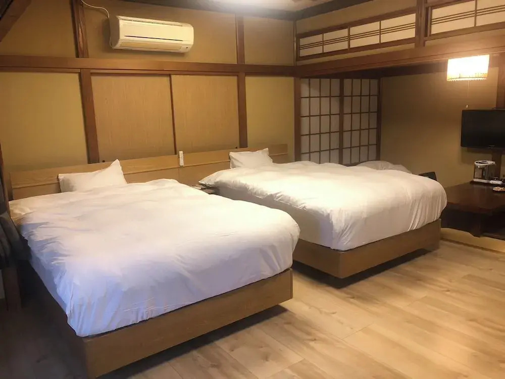 KOUBOUNOYU IKONASOU