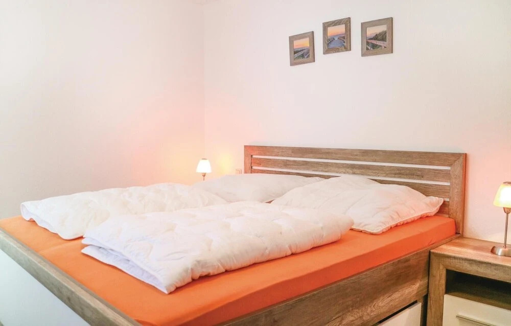 2 Bedroom Awesome Home In Zingst