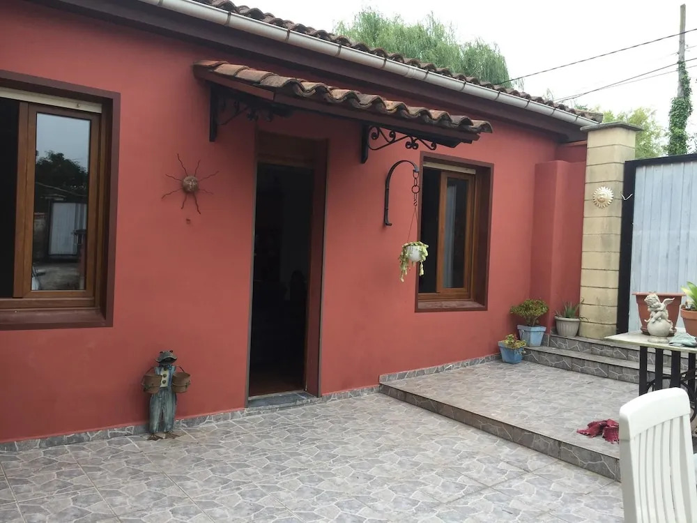 House With 3 Bedrooms in Bernueces, With Enclosed Garden and Wifi - 2