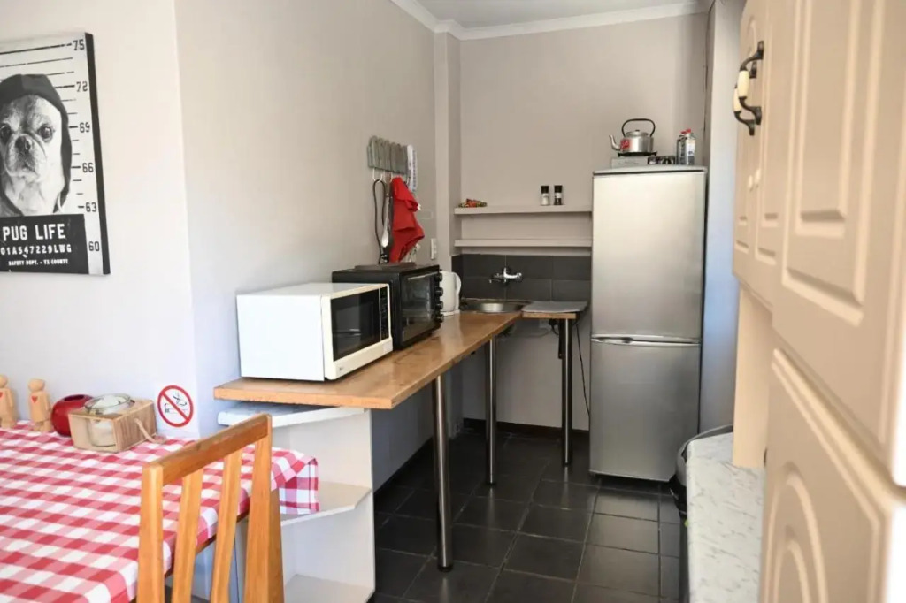 Cosy 2 bedroom flat for 4