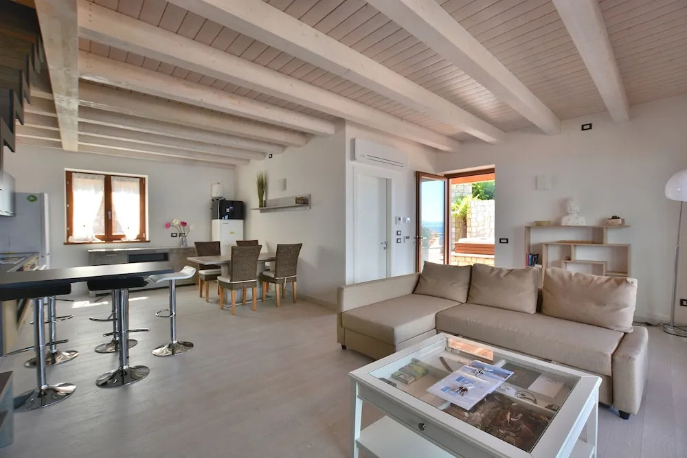 Paradise Apartment