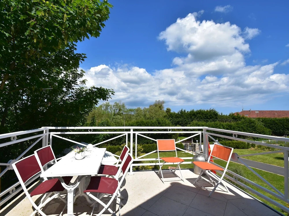 Sea View Stay in Quinéville