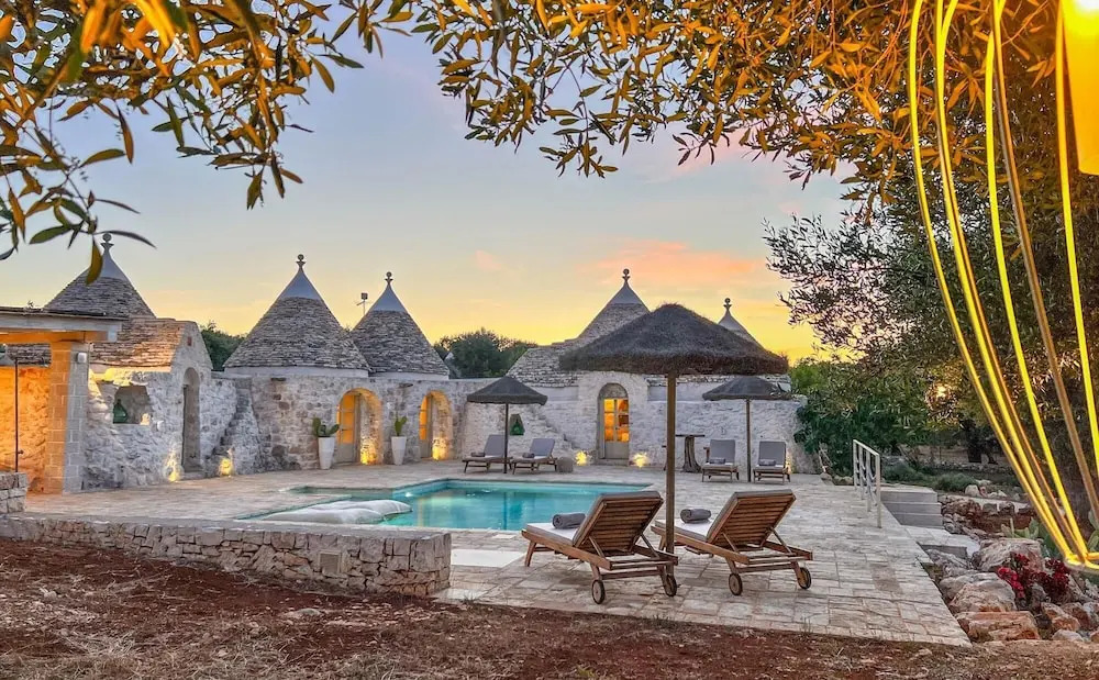 TD Trulli di Carole Renovated Trulli With Pool