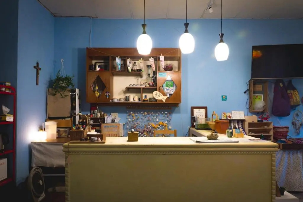 Fish hostel