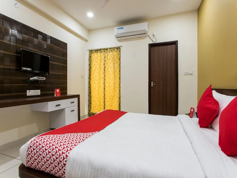 Collection O Jineshwari Hotel