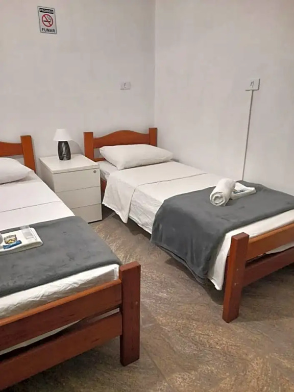 LÍAH Hostel & Suites