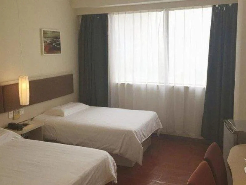 Motel 268 Shenzhen Huaqiang Hotel