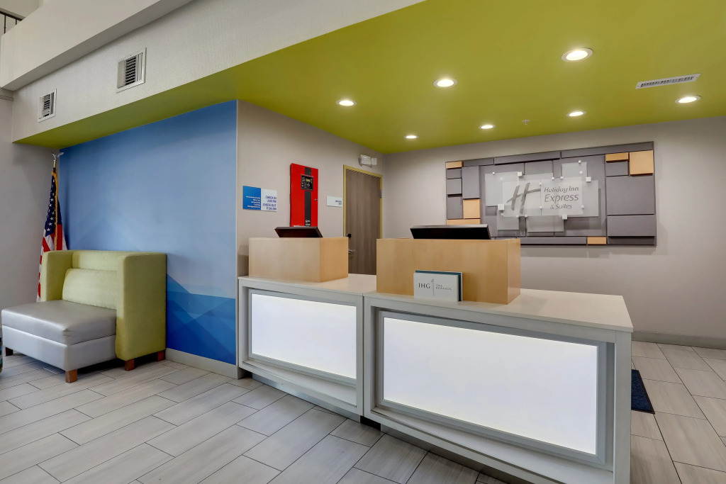 Holiday Inn Express & Suites Orangeburg by IHG