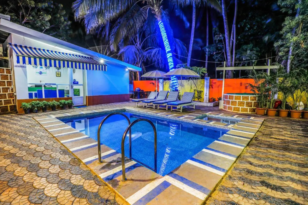 FabHotel K7 Trends - Nr Calangute Beach