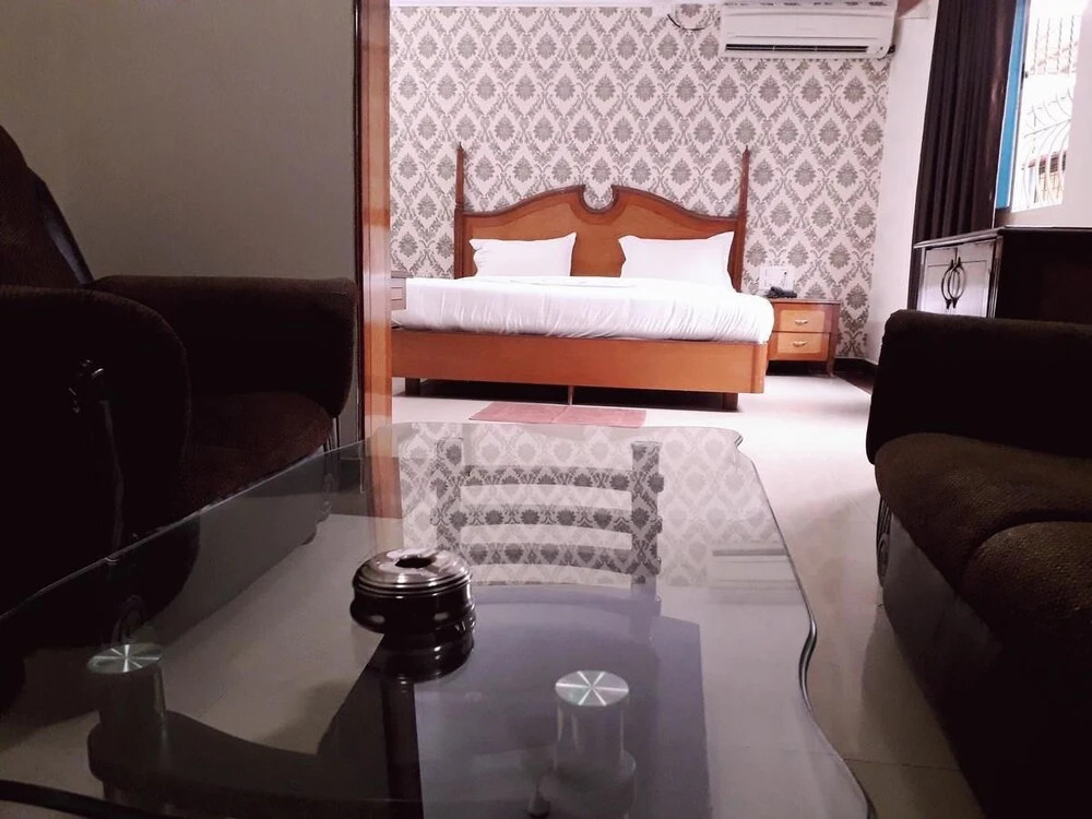 Hotel Chetan International