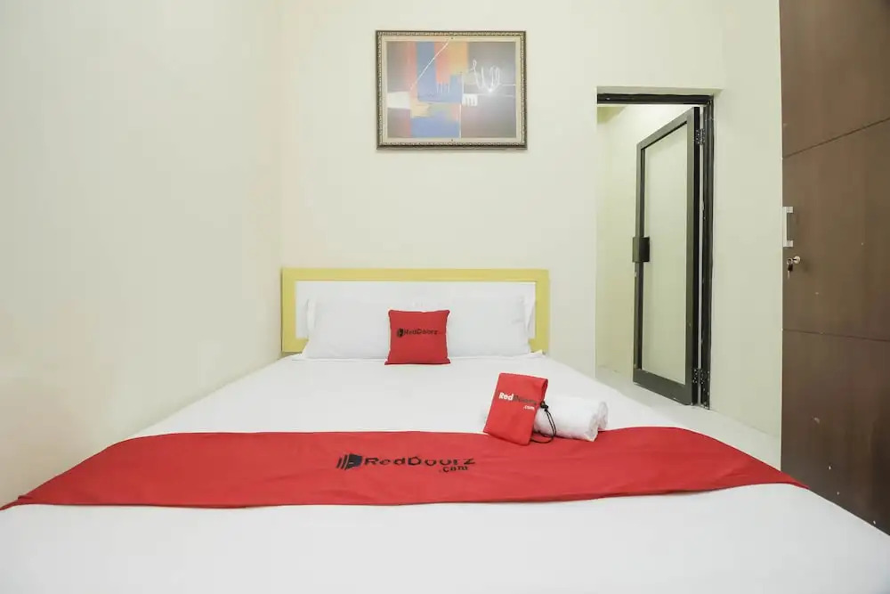 RedDoorz near Sriwijaya University Palembang