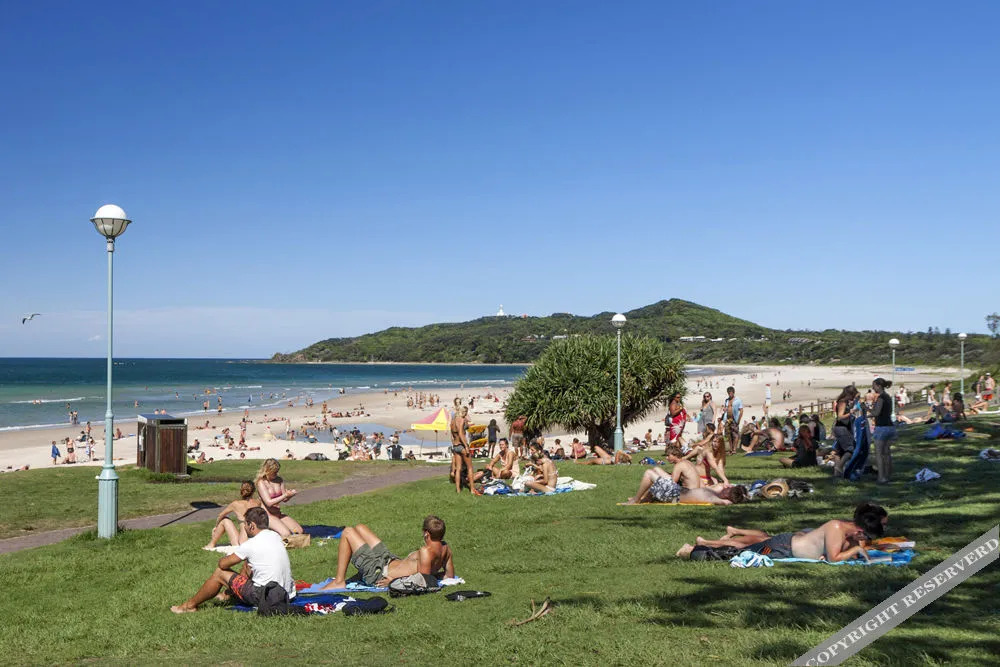 Sea Breeze on Main Beach
