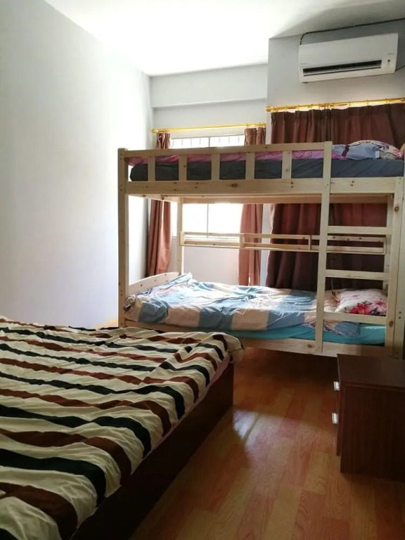 Oceanus Backpackers Hostel