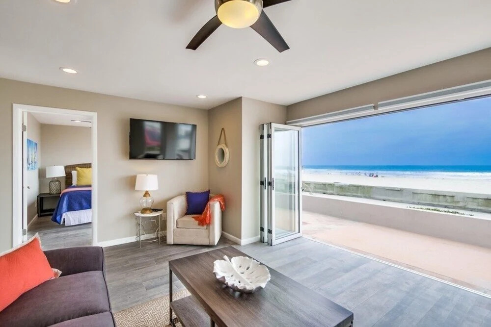 Beachside Getaway III 5 Bedrooms 4 Bathrooms Home