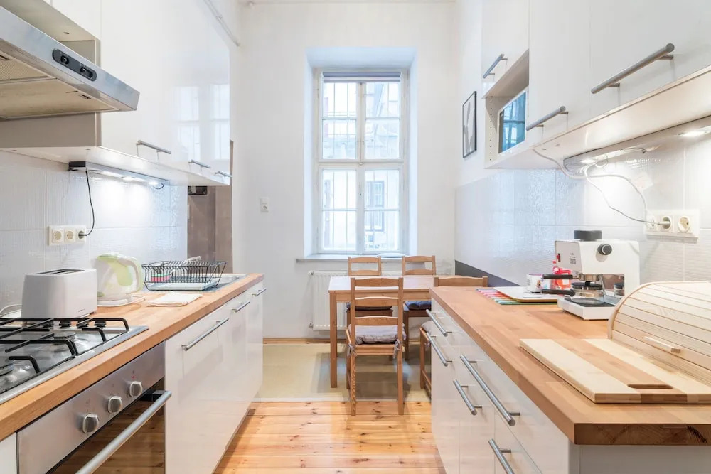 Budget Apartment by Hi5-Kiraly 99