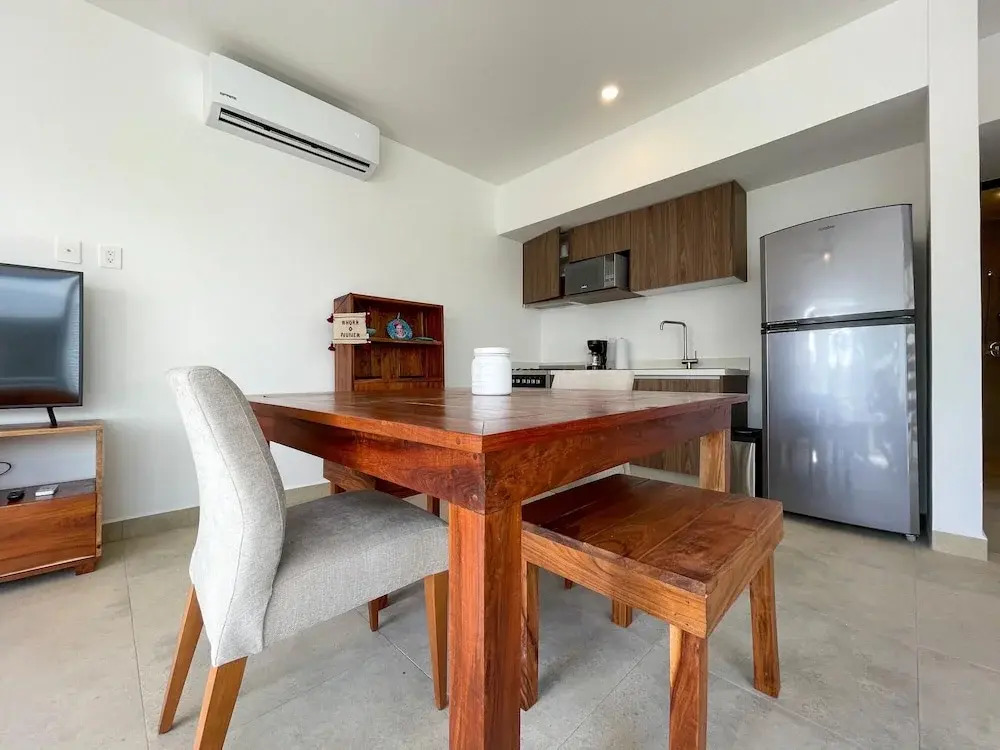 Exclusive Modern Penthouse w Exquisite Rooftop Terrace Yoga Deck Botanical Gardens