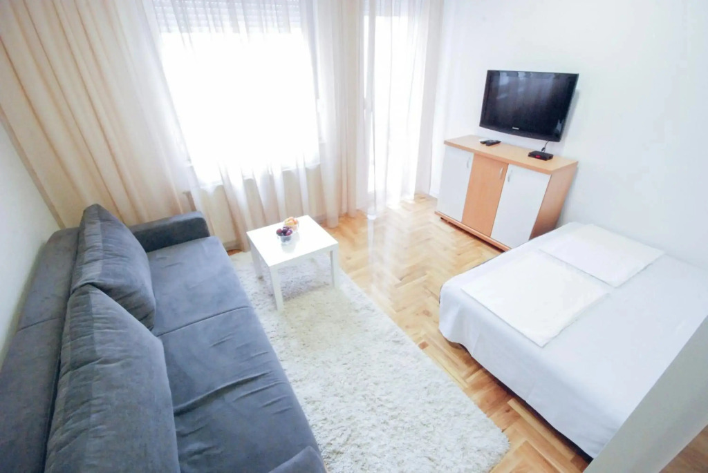 Tiara Apartment 2