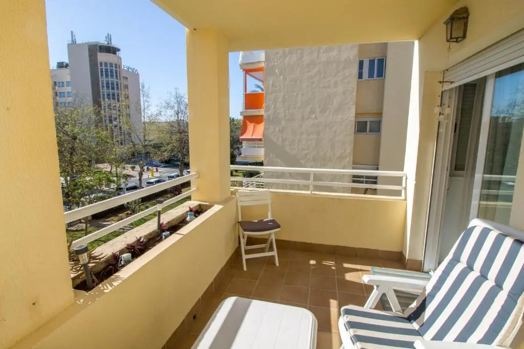Edificio Granada by IVI Real Estate