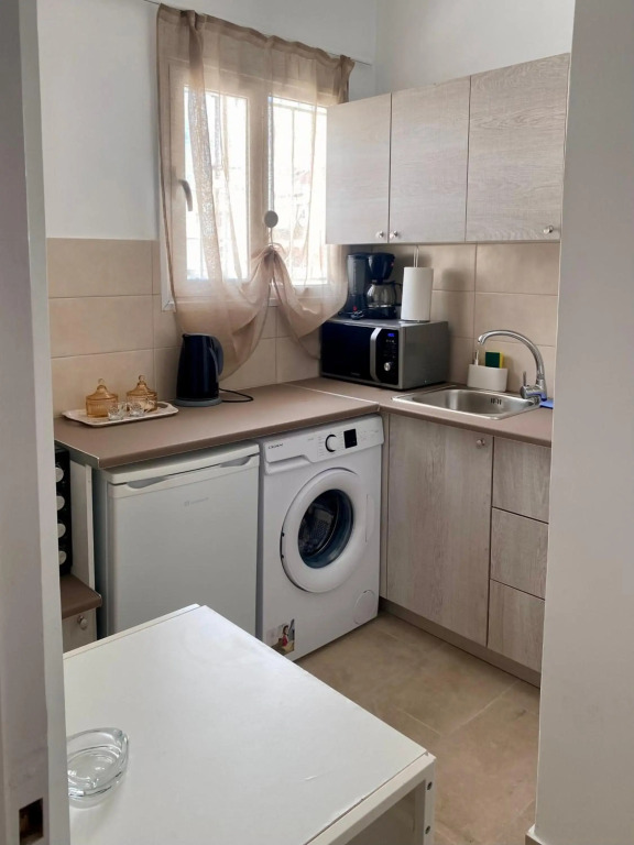 Apartment with beautiful view of Lycabettus
