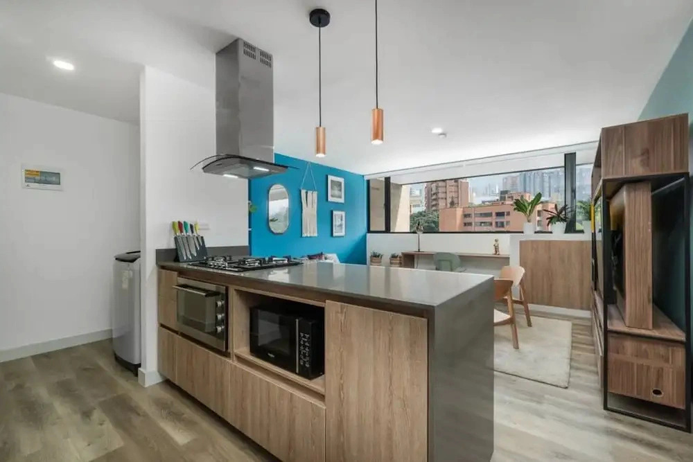Go Living Suites - 606