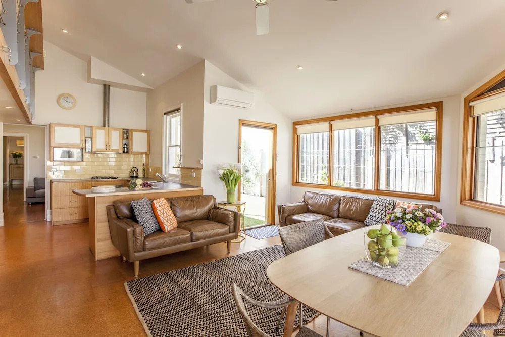 Boutique Stays - Elwood Beaches 3