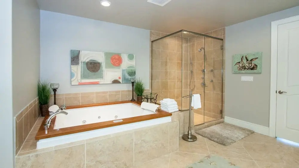 Spacious Four Bedroom With Wrap-around Balcony - Unit Tpd0901